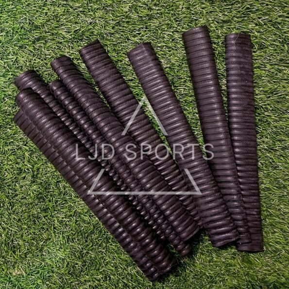 black-coil-grips-for-cricket-bat.jpg